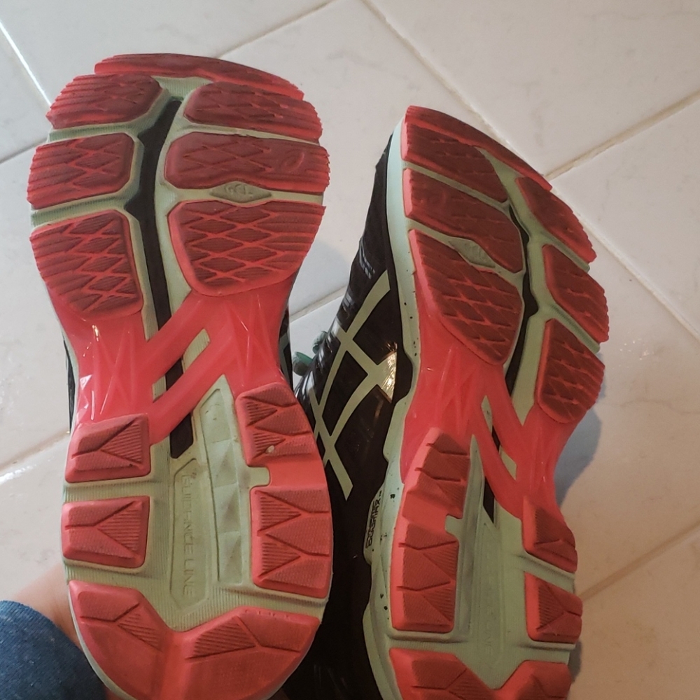 Asics - Picture 4 of 4